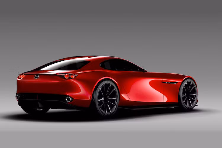 Nhờ ứng dụng ngôn ngữ thiết kế KODO mới nhất của Mazda, RX-VISION có một vẻ đẹp cực kỳ hấp dẫn với các mảng thân xe uốn lượn đầy "sexy" kết hợp với phần đầu dữ dằn, sắc sảo và bộ mâm đúc lớn.