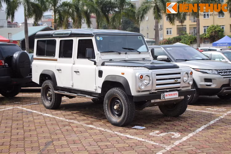 Bên cạnh Mercedes G-Class, Land Rover Defender cũng là một trong những dòng xe địa hình lâu đời nhất Thế giới. Tuy nhiên, vào cuối năm nay Land Rover sẽ dừng sản xuất chiếc xe sau 67 năm.