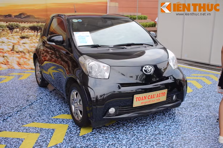 Để "đánh bại" Smart ForTwo, Toyota đã tung ra chiếc xe thành phố iQ vào năm 2008, tuy nhiên nó đã không thành công và bị hãng dừng sản xuất tại châu Âu vào năm 2014.