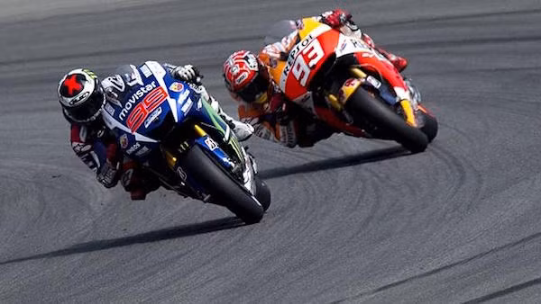 MotoGP 2015: Tay dua Lorenzo thach thuc moi doi thu-Hinh-3