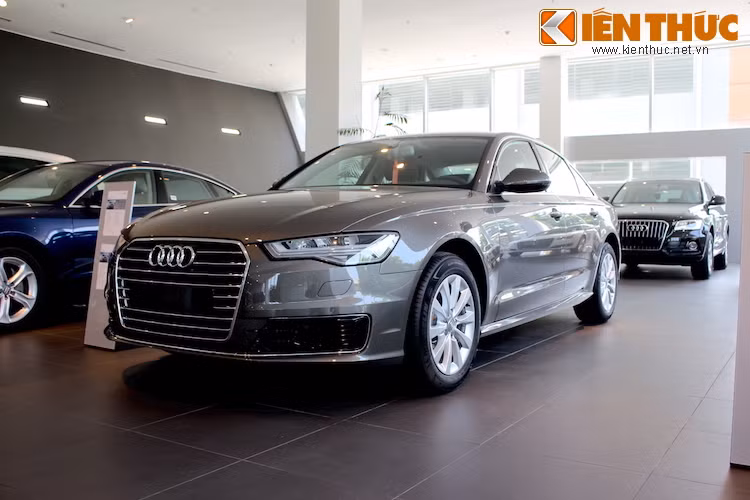 Là phiên bản nâng cấp giữa vòng đời (facelift) của thế hệ A6 hiện tại, phiên bản Audi A6 Ultra mới vẫn giữ nguyên những đường nét thiết kế sắc sảo trên thân xe.