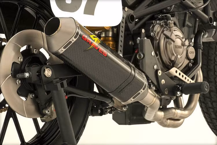 DT-07 vẫn sở hữu động cơ 2 xi-lanh thẳng hàng DOHC 700 cc phun xăng điện tử 73 mã lực, với hành trình tay biên bố trí dạng crossplane như MT-07.