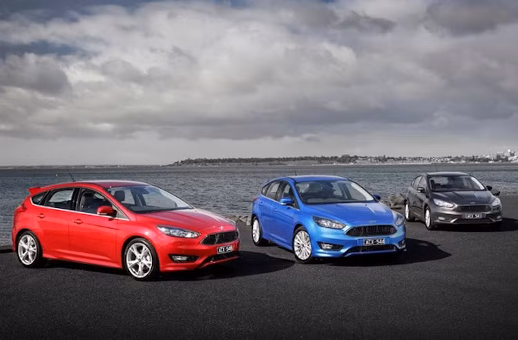 Với động cơ chỉ 1.5l, Ford sẽ có thể giảm được giá Focus xuống tại Việt Nam do đề xuất sửa đổi thuế TTĐB sẽ ưu đãi hơn với xe dung tích nhỏ dưới 1 lít. Chiếc xe sẽ có thể được Ford tung ra EcoSport 2015 vào cuối năm nay hoặc đầu năm sau.