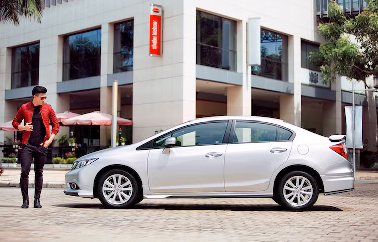 Bộ phụ kiện Modulo chính hãng được chế tạo đồng bộ theo tiêu chuẩn quốc tế của Ôtô Honda, bao gồm: Ốp cản trước, ôp thân xe, ốp cản sau, cánh lướt gió, logo Modulo, và nẹp bước chân.