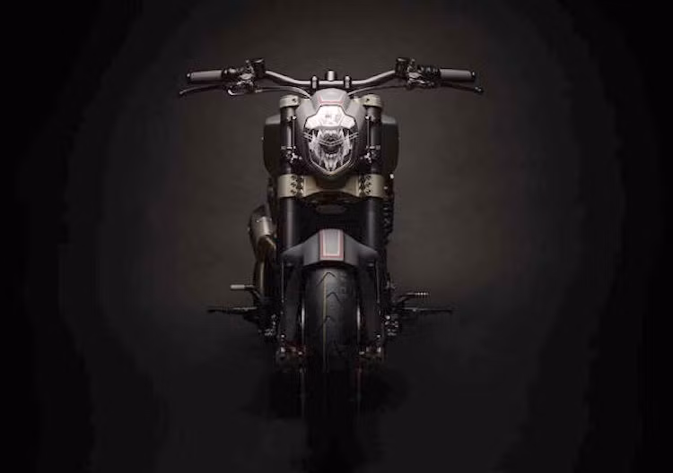 Các thông tin chi tiết về động cơ không được Victory công bố, nhưng Victory có hé lộ rằng góc xi-lanh của cỗ máy này là 60 độ, cùng với hộp số và côn cũng giống như xe đua Project 156.