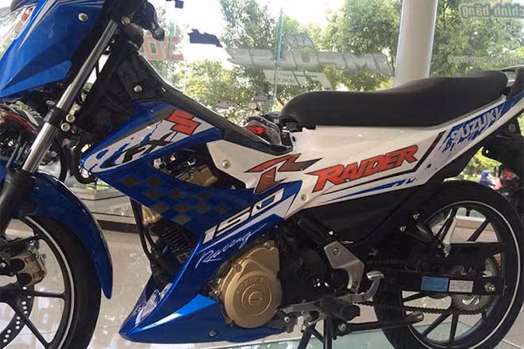 Xe vẫn được trang bị động cơ DOHC 150 cc với công suất 16 mã lực.