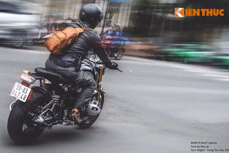 Với họ, được trải nghiệm và chia sẻ tình yêu trên những chiếc BMW R nine T vào mỗi dịp cuối tuần chính là "liều thuốc" tốt nhất nhằm giải toả những áp lực trong công việc bận rộn hàng ngày.