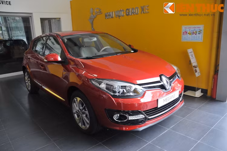 Ngay từ cái nhìn đầu tiên, Renault Megane đã gây ấn tượng với người nhìn bởi thiết kế nhẹ nhàng, thanh lịch đậm chất Pháp.