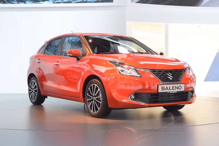  Suzuki Baleno được diễn tả là một chiếc "compact hatchback lý tưởng", nó có thiết kế theo ngôn ngữ "Dòng chảy chất lỏng" (Liquid Flow) mới nhất của hãng.