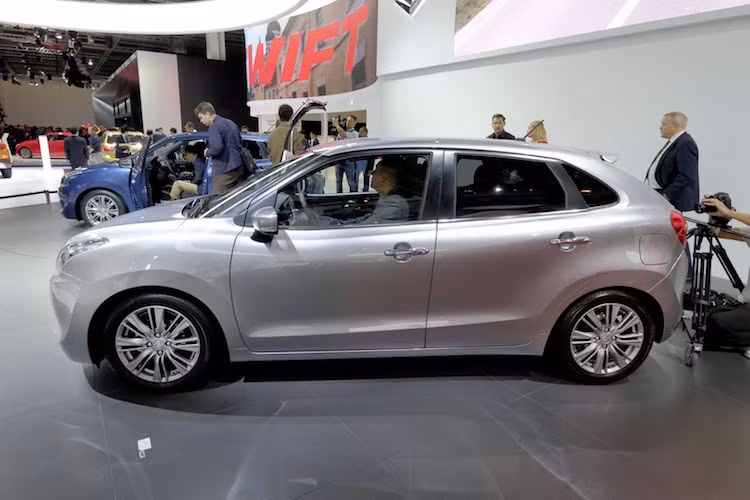 Ngoài ra chiếc xe còn có phiên bản 4 xi-lanh 1.2l DUALJET (89 hp/120 Nm), cũng có lựa chọn số sàn 5 cấp kèm theo số tự động vô cấp CVT. Cuối cùng là phiên bản hybrid với động cơ đốt trong 1.2l DUALJET.