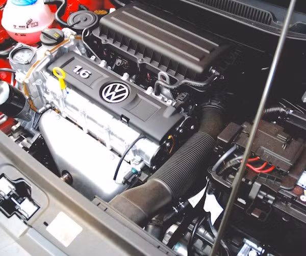 Nhung chiec Volkswagen Polo 2015 dau tien cap cang Viet Nam-Hinh-3