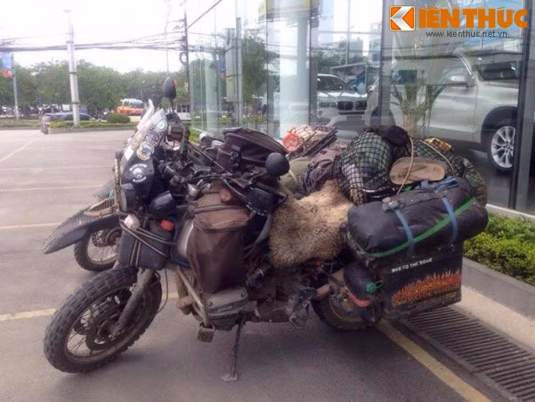 Ngoài ra, một lý do nữa mà cặp vợ chồng này lựa chọn xe cùng một hãng sản xuất nhưng khác đời là vì họ có thể đổi xe cho nhau khi cần thiết.