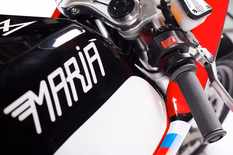 Chính vì vậy, Maria Motorcycles đã cố gắng để khiến cho chiếc GT1000 vẫn giữ lại được thiết kế cổ điển, nhưng vẫn phải đạt được hiệu năng vận hành cao.