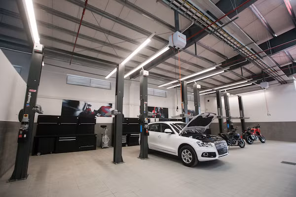 Audi Viet Nam khai truong showroom trieu do tai Da Nang-Hinh-3