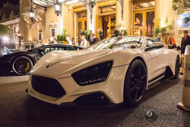 Monaco là nơi duy nhất trên Thế giới mà dễ dàng gặp những siêu xe cực hiếm, chẳng hạn như chiếc Zenvo ST1 tới từ Thuỵ Điển này.