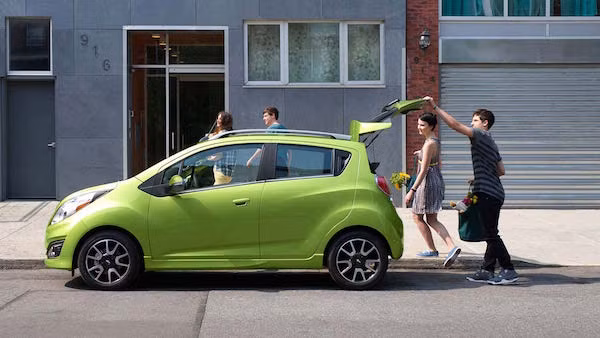 Den luot GM muon dung san xuat xe tai Viet Nam-Hinh-4