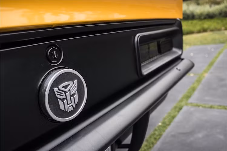 Sắp tới, nhà đấu giá Barrett Jackson sẽ đem chiếc xe này "lên sàn" trong một sự kiện được tổ chức tại Arizona, Mỹ trong tháng 1.