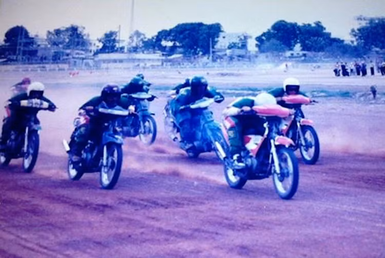 Chiều dài đường chạy của “thánh địa tốc độ” Phú Thọ mang hình dáng khúc khuỷu lên tới 1.200m.