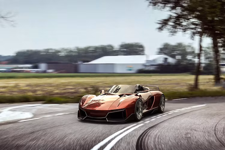 Để có thể kiểm soát thân xe một cách dễ dàng, Beast X sở hữu hệ thống treo có thể điều chỉnh 10 hướng của Bilstein và hệ thống phanh hiệu năng cao từ Alcon.