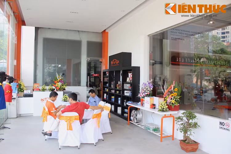 Không chỉ dừng lại là một trung tâm chăm sóc lốp xe, Tirefun còn là một điểm đến để giao lưu, một sản phẩm dịch vụ mà Otofun cung cấp cho các thành viên diễn đàn nói riêng và những người sử dụng xe hơi tại Việt Nam nói chung trên tinh thần uy tín, chất lượng, vui vẻ và giá hợp lý.