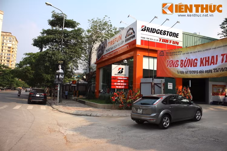 Theo ông Nguyễn Mạnh Thắng - Quản trị diễn đàn Otofun cho biết, trung tâm lốp Tirefun là một dự án đã được ban quản trị diễn đàn ấp ủ từ lâu nhằm phục vụ cộng đồng sử dụng xe hơi tại Việt Nam.