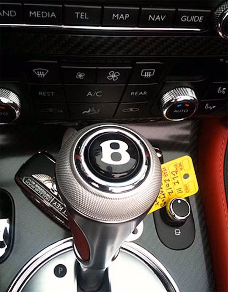 So với phiên bản Continental GT Convertible thường, Supersport có hộp số ZF 6HP26 với tính năng sang số nhanh, giúp giảm 50% thời gian chuyển số và cho phép giảm 2 cấp số một lúc.