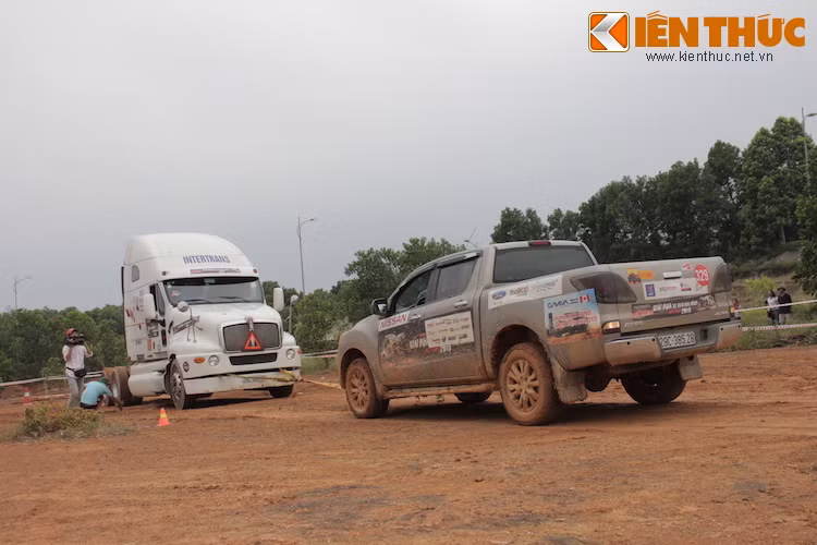 Được móc dây chắc chắn cùng với động cơ diesel có mô-nen xoắn cực đại lớn, những chiếc Pickup có thể hoàn thành được bài thi này.