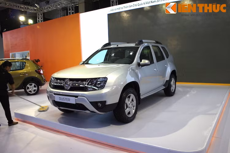 Trong VIMS, Renault không chỉ đem tới 1 mà là 3 mẫu xe giá rẻ mới, gồm SUV cỡ nhỏ Duster, sedan Logan và hatchback cá tính Sandero.