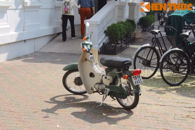 Chiếc Dame mà các bạn đang thấy trong bài viết này được nhập vào Việt Nam từ năm 1967, và từng thuộc sở hữu của một thiếu tướng cấp cao tại TP HCM từng sử dụng.