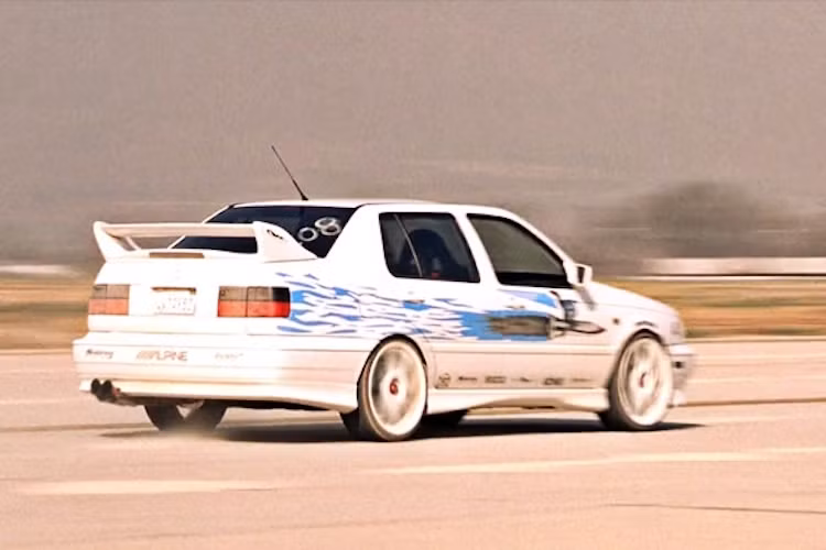 Trong phần 1 của loạt phim The Fast &amp; The Furious từ năm 2001, chiếc Volkswagen Jetta độ này thuộc sở hữu của nhân vật Jesse - thợ độ chính cho nhóm của Dom. Sau khi "đóng phim" xong, chiếc xe đã được mua lại bởi diễn viên - tay đua - nhạc sĩ Mỹ Frankie Muniz.