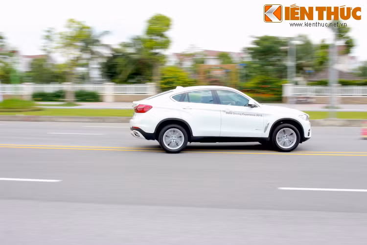 Giống như Time Attack bên Mini, đây là bài thi tính giờ, chính vì vậy không khí cạnh tranh ở bài tập này rất cao giữa các tay lái.