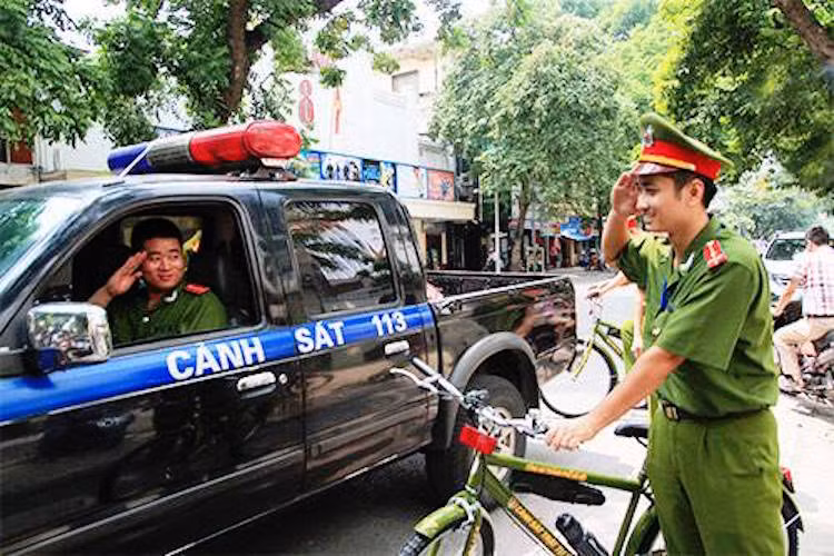 Cùng với xe bán tải chuyên dụng, việc tuần tra bằng xe đạp sẽ giúp lực lượng công an tại Hà Nội thực hiện tốt công tác tại các địa bàn dân cư hơn.