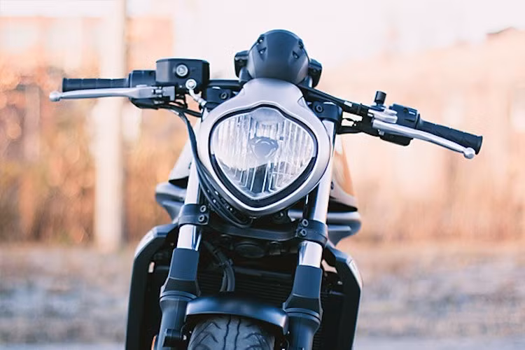 Do tham gia một cuộc thi chính thức do Kawasaki tổ chức nên Vulcan SS giữ lại rất nhiều chi tiết từ mẫu cruiser nguyên bản.