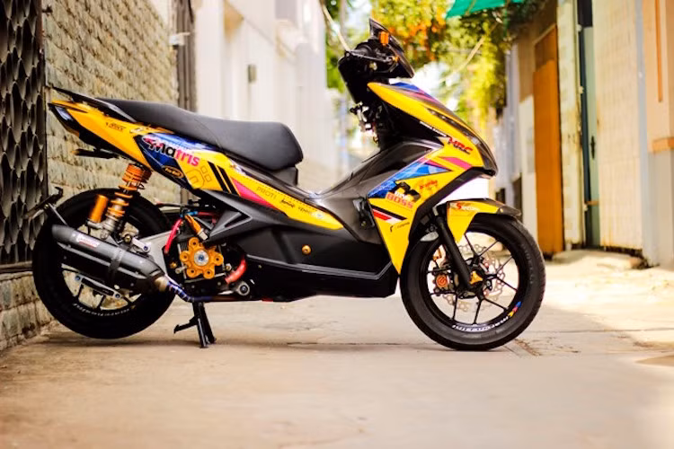 Nó đã giúp chủ xe giành được giải nhất trong cuộc thi độ xe do xưởng Airbrush Santana tổ chức.