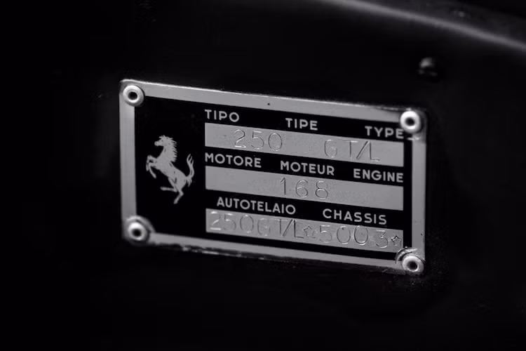 Dù giá khởi điểm chưa được công bố, tuy nhiên theo nhiều người chơi xe cổ, xét tới độ hiếm và thuộc quyền sở hữu của người nổi tiếng, chắc chắn giá chiếc Ferrari 250GT Berlinetta Lusso của Adam Levine phải có ít nhất 7 chữ số, đương nhiên tính bằng đơn vị USD.