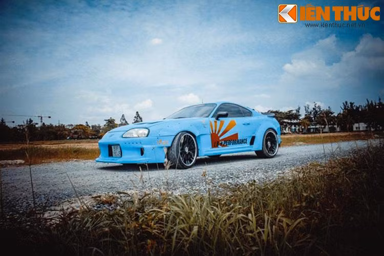 Bởi khả năng "độ" công suất lên hàng ngàn mã lực nên giá của một chiếc Supra luôn luôn giữ rất cao trong nhiều năm qua. Ngay cả những chiếc xe đã chạy gần 100.000 km hiện cũng có giá vào khoảng hơn 40.000 USD tại Mỹ.