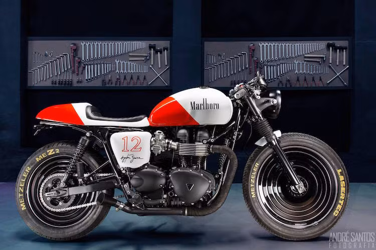 Dù chỉ giành 3 chức vô địch Thế giới, nhưng với phong cách lái xe điệu nghệ cùng máu "liều" vô hạn, tất cả mọi người đều tin rằng anh có thể làm được hơn thế nếu không ra đi vì tai nạn tại chặng San Marino 1994.