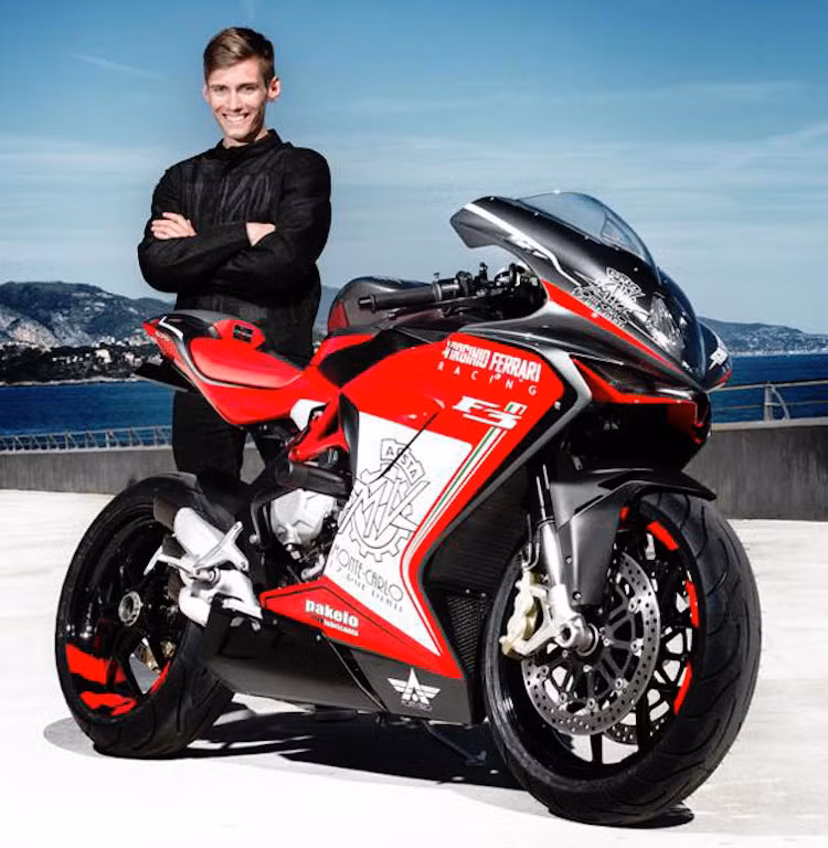 Để quảng bá tại các sự kiện môtô, một chiếc MV Agusta đặc biệt đã được tạo ra và sẽ được tay stunter Thibaut Nogues sử dụng.