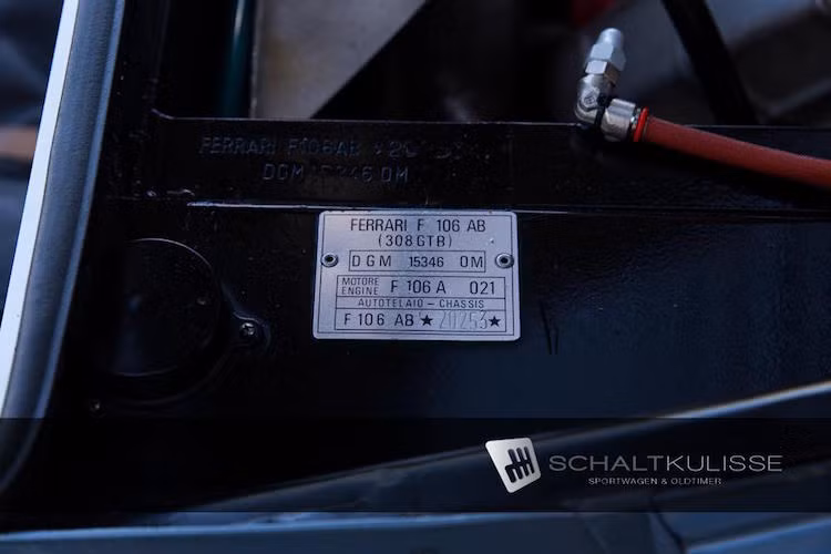 Có số chassis 20523, chiếc 308 GTB Vetroresina đặc biệt này hiện đang nằm ở vùng Ottobrunn, Đức và có giá lên tới 256.303 USD - rẻ hơn 3000 USD so với một chiếc 308 GTB nguyên bản, xuất Mỹ cùng thời.