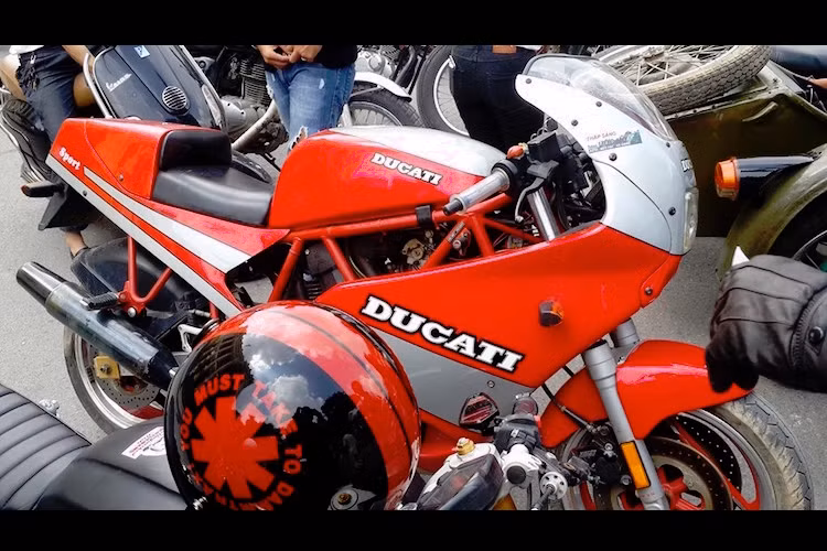 Một số mẫu sportbike hay streetfighter "cực đoan" hơn cũng xuất hiện ở ngày hội, nhưng chúng đều đã được sản xuất từ khá lâu.