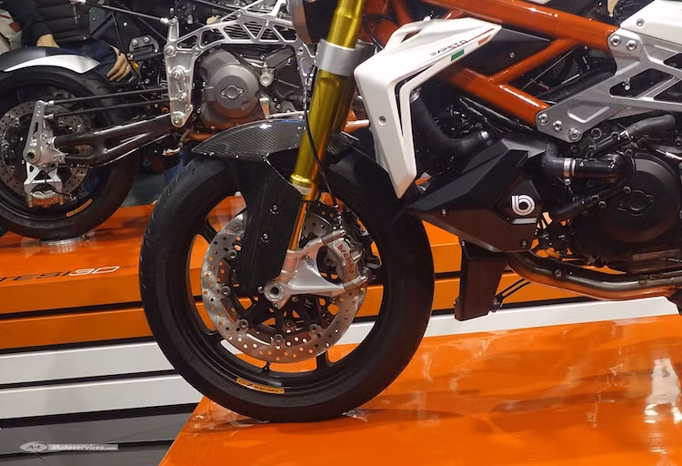 Là một nhà sản xuất môtô thủ công những chiếc xe hi-end, từng bộ phận trên Impeto đều được trau chuốt và được tuyển chọn kỹ lưỡng từ các hãng tên tuổi nhất.