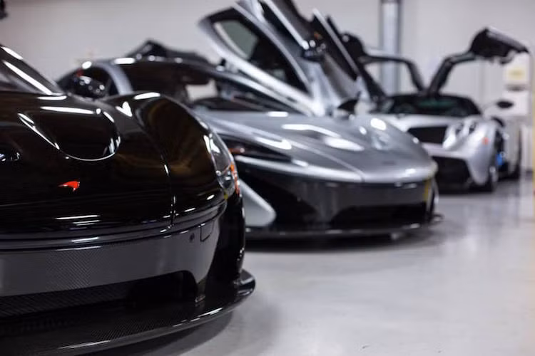 Đây đều là những siêu xe hàng đầu Thế giới, đòi hỏi một chế độ "chăm sóc" đặc biệt, chính vì vậy rất ít xưởng sửa chữa có thể đảm nhiệm việc bảo dưỡng chúng.