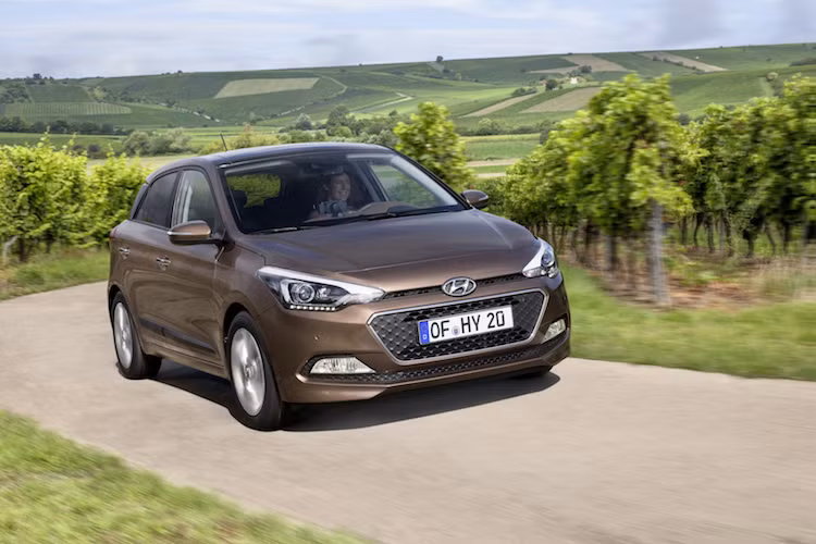 Thế hệ mới của i20, cùng với phiên bản i20 Active của nó hiện đang được khách hàng Việt rất chú ý.