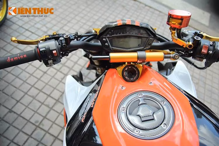 Ngoài ra, xe còn được gắn thêm trợ lực lái, nhằm tăng độ ổn định đầu xe ở tốc độ cao.