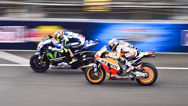MotoGP 2015: Marquez thu hep khoang cach voi Rossi tai My-Hinh-3