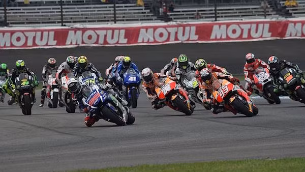 MotoGP 2015: Marquez thu hep khoang cach voi Rossi tai My-Hinh-2