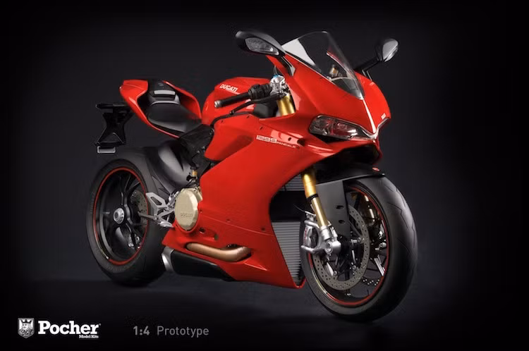 Pocher là một trong những tên tuổi nổi tiếng nhất của làng mô hình xe, với khoảng 50 năm kinh nghiệm và một bộ sưu tập đa dạng các mẫu xe khác nhau.