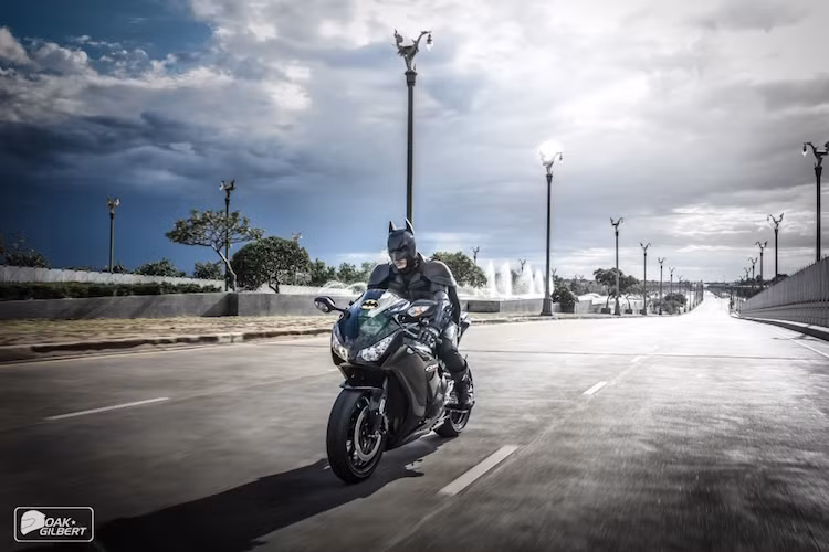 Cung cấp sức mạnh cho xe là khối động cơ 4 xi-lanh thẳng hàng DOHC, phun nhiên liệu điện tử và làm mát bằng dung dịch, đem tới công suất tối đa 176 mã lực.