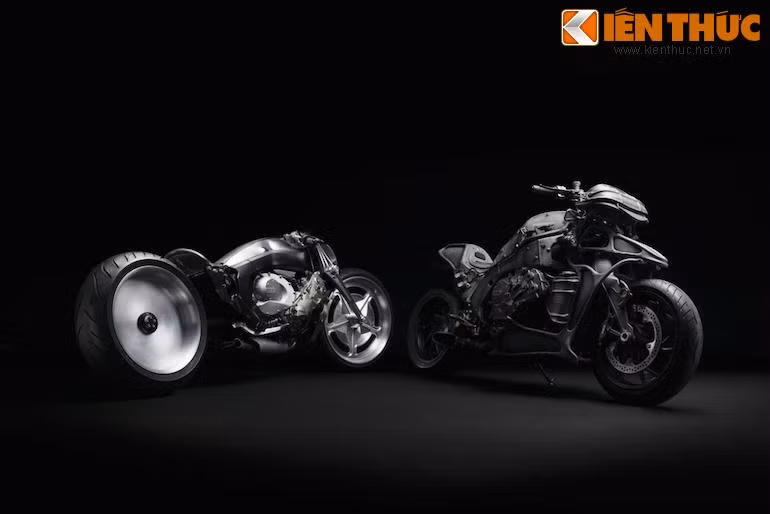 Được "dựng" từ bộ khung và động cơ của chiếc K1600 GTL, hai hãng độ xe Nhật Bản là Ken’s Factory và Hot-Dock Custom-Cycles đã "dựng" lên 2 mẫu xe độ với vẻ ngoài không thể bị nhầm lẫn.