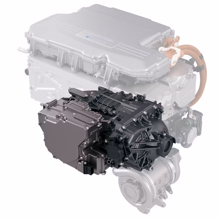 So với mẫu concept FCX Clarity đầu tiên, động cơ mới của Clarity có kích thước chỉ nhỏ bằng một cỗ máy V6 thông thường. Động cơ này có công suất lên tới 175 mã lực.